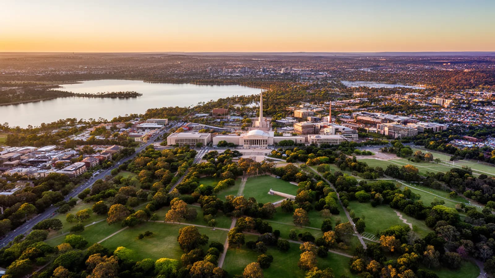 Canberra city skyline — insurance & displacement accommodation from Extended Stays